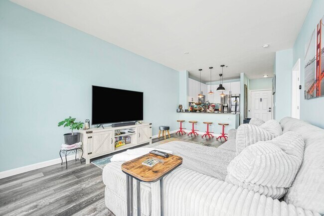 Photo - 26 Ave at Port Imperial Unit 301