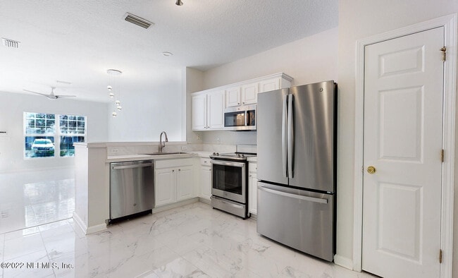 Building Photo - 3526 Twisted Tree Ln