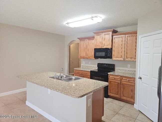Kitchen - 4640 Pagosa Springs Cir