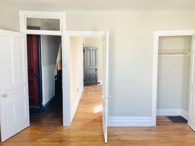 Photo - Large 5 Bedroom on Peffer