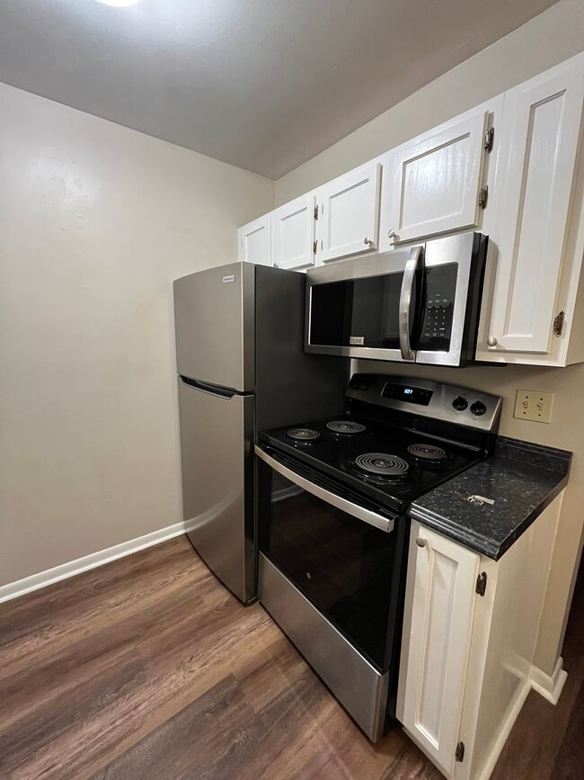 Photo - Walk to Vandy and Hillsboro Village, 1 Bed/1 Bath at the Villager West, Top Floor and Newly Renov...
