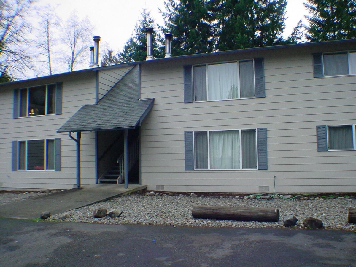 Photo - Twin Cedars I Apartments