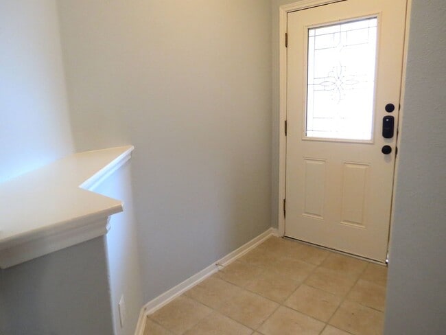 Photo - For Lease | 3 Bed, 2 Bath | 1,066 Sq Ft | ...