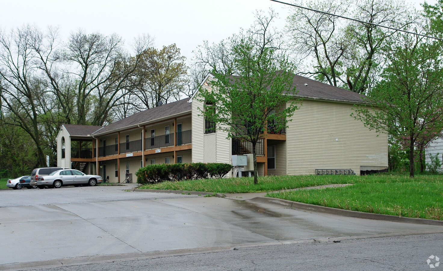 Maple Lane Apartments - Maple Lane Apartments