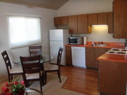 Kitchen/Dining - 140 W 11th Ave