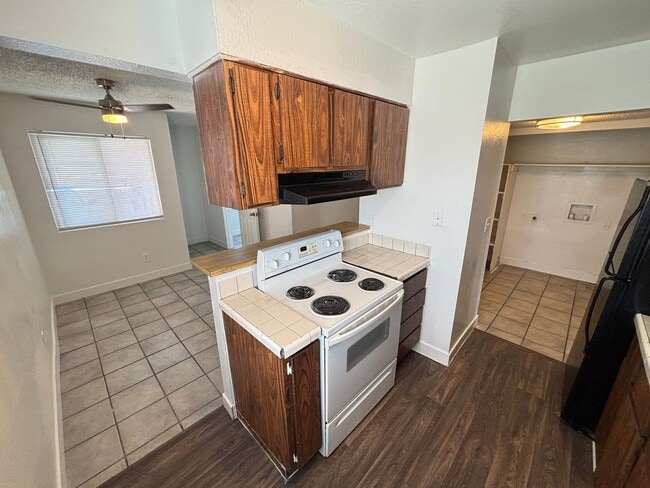 Photo - 2036 Crawford St Unit 1