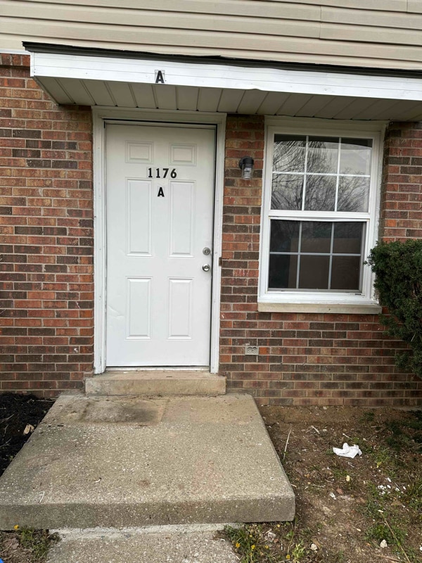 Building Photo - 1176 Tatesbrook Dr