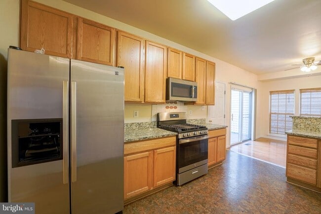 Photo - 303 Highland Ridge Ave