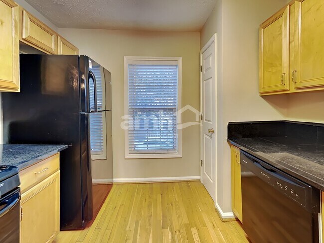 Photo - 4737 Nature Trl