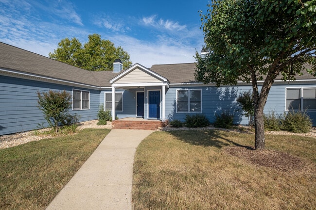 Photo - MILLBROOK POINTE