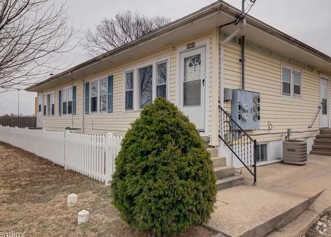 Building Photo - 2803 W Elm St Rental