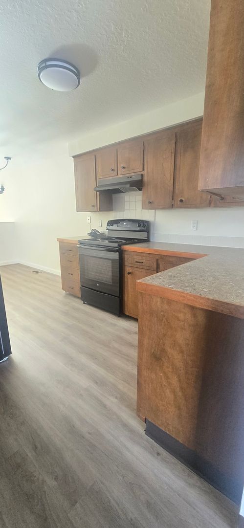 Photo - Super cute 3 bedroom, 2 bath Meridian duplex located within walking distance to Meridian Middle S...