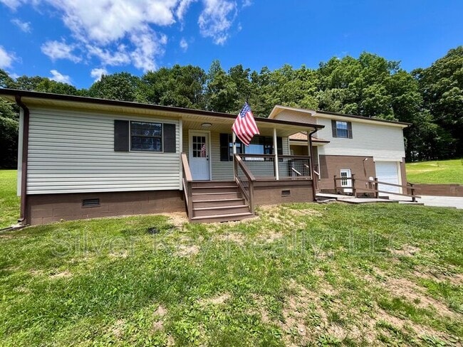 Photo - 1719 Reed Rd