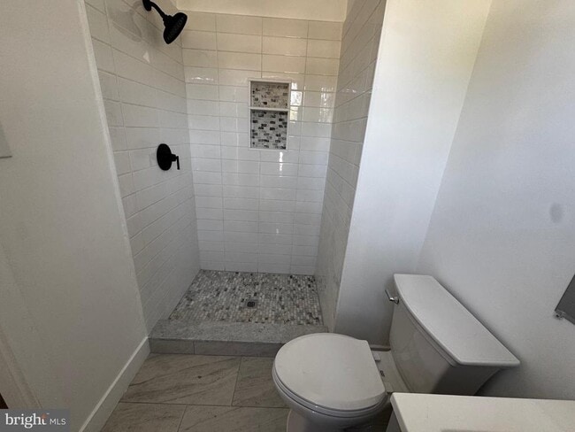 Photo - 633 Foxton Ct