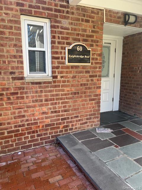 Building Photo - 60 Knightsbridge Rd Unit 2H
