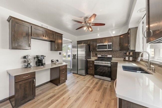 Photo - 9217 Lynwood Dr