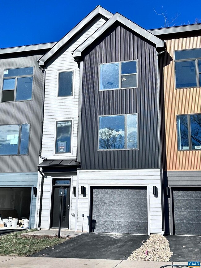 Photo - 103 Keene Ct