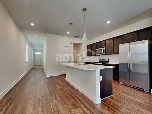Photo - 1004 Walden Woods Dr