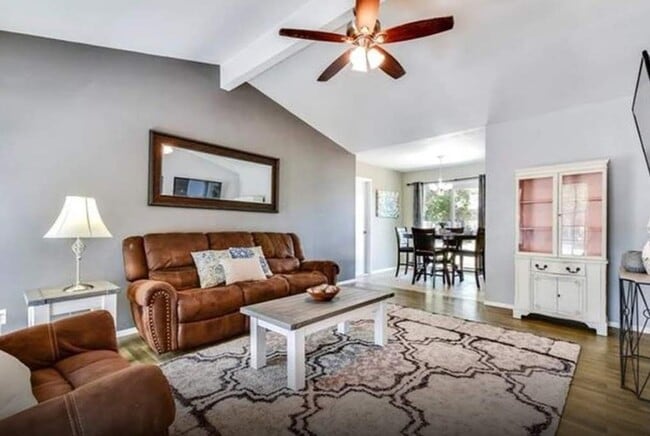 Photo - 508 Edwards Dr