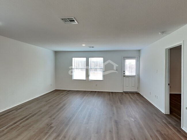 Photo - 5439 Elm Valley Dr