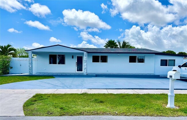 Photo - 11984 SW 195th St Casa