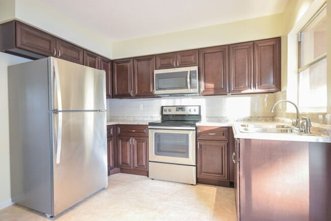 Photo - 3072 Jennings Dr