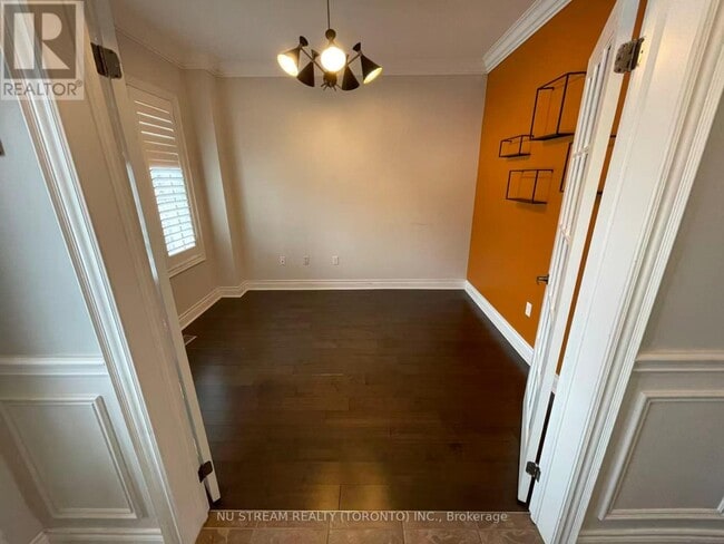 Photo - 214 Karl Rose Trail