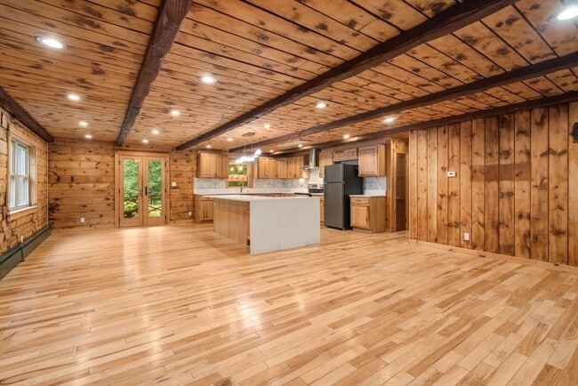 Photo - 56 Parmenter Ln