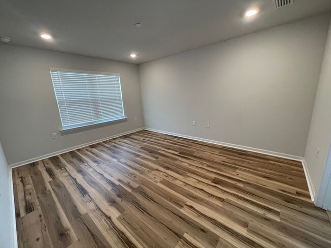 Photo - 10958 War Emblem Ave