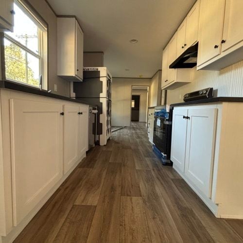 Photo - 200 Oakleigh Dr