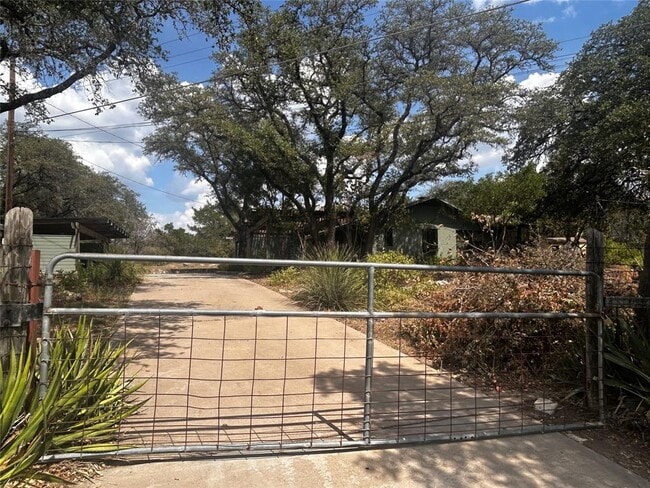 Building Photo - 4827 Eck Ln