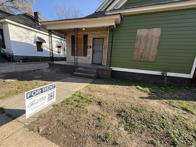 Photo - 741 E Trigg Ave