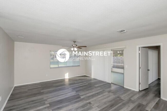 Photo - 3 Bedroom Pet-Friendly Home in PALM BAY, FL with Main Street Renewal