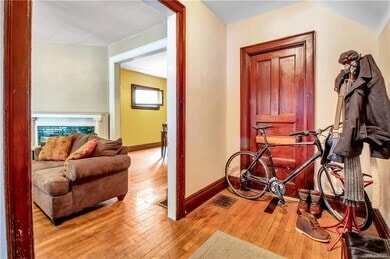 Photo - 501 Bird Ave