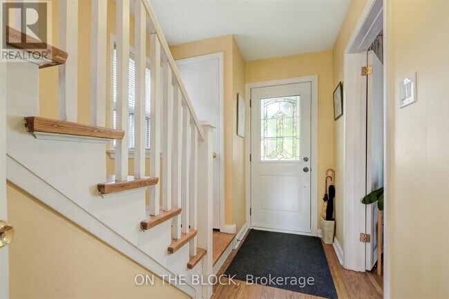 Photo - 534 Midland Ave