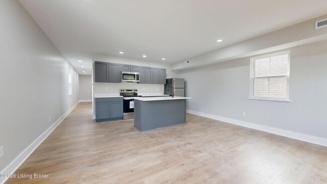 116 Bauer Ave Unit 202