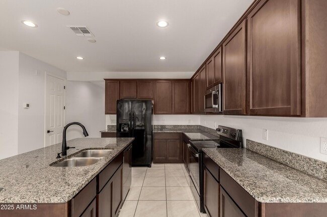 Photo - 17995 W Hilton Ave