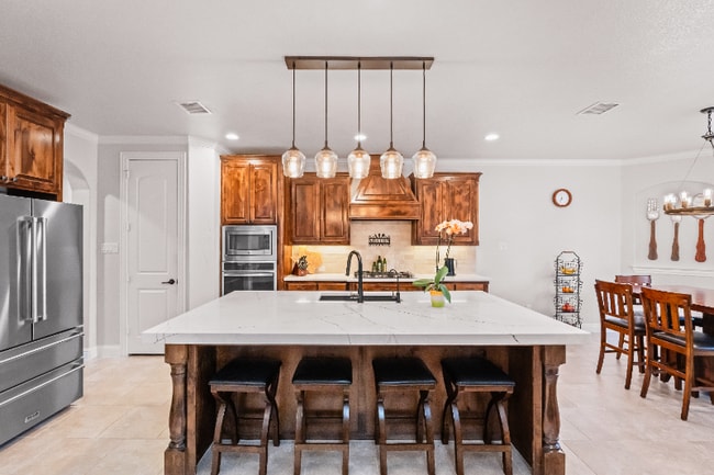 Photo - 2812 Waverley Dr