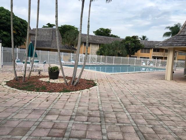 Photo - 7430 Miami Lakes Dr Unidad E309 Rental