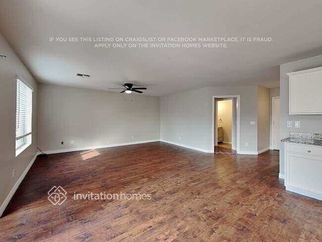 Photo - 136 S 111th St