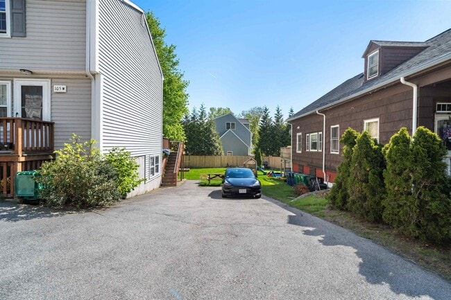 Photo - 105 High St