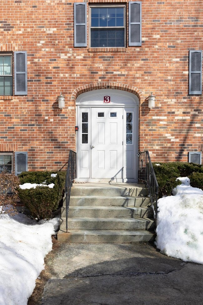 Photo - 3 Fairfax Ave Unit 243