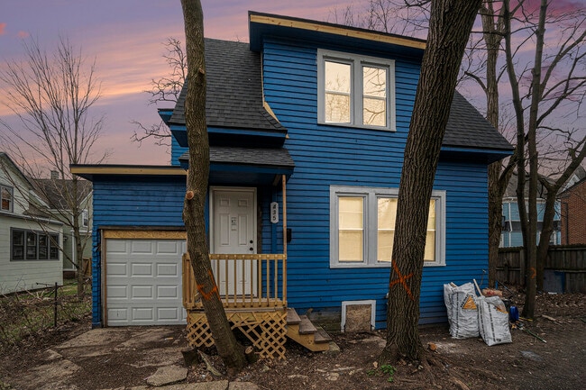 Building Photo - 435 Skirrow Pl Rental