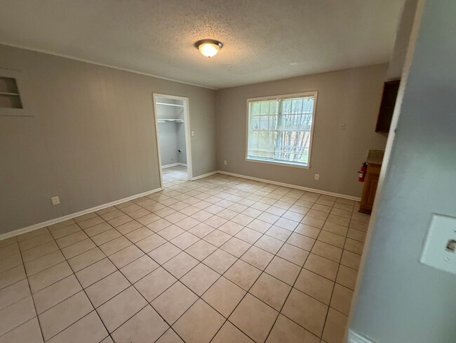 Photo - 5071 Gray Dr