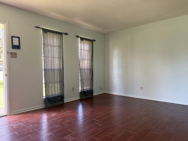 Photo - 7910 Mustang Dr