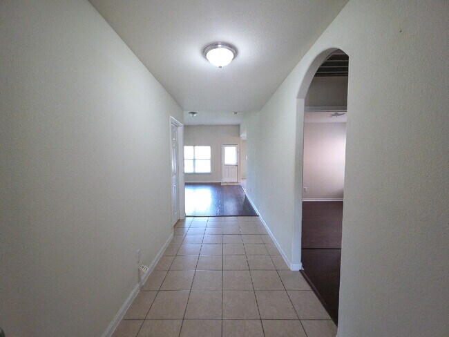 Photo - **CUTE 3 Bedroom Home, Move-in Ready**