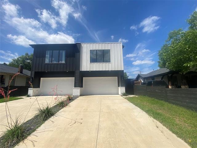Building Photo - 805 S Glasgow Dr