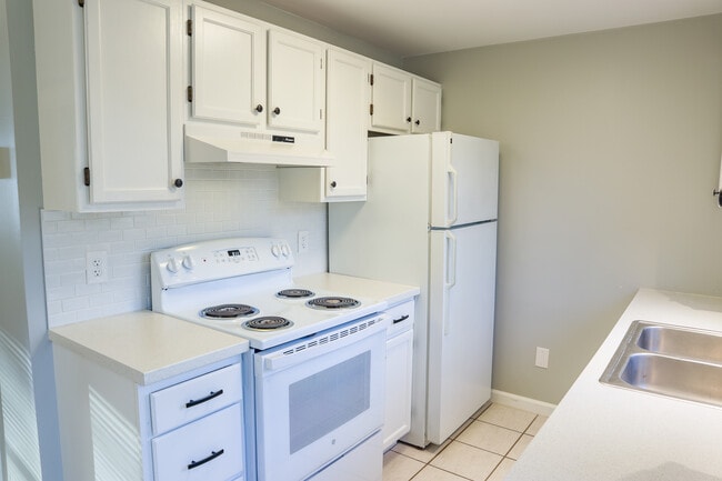 Photo - 120 Young St Unidad 1