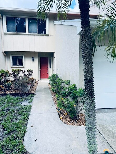 Photo - 1634 SW Crossing Cir