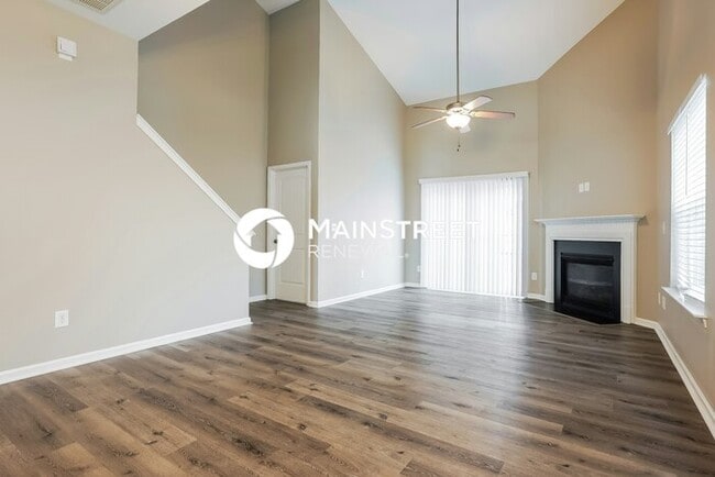4 Bedroom Pet-Friendly Home in Fuquay-Varina, NC with Main Street Renewal